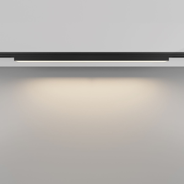 Трековый магнитный светильник Maytoni Basis TR192-1-16W3K-B