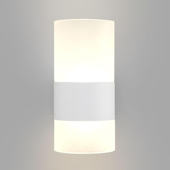 Настенный светильник Eurosvet Watford 40021/1 LED белый/матовый a062087