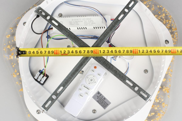 Потолочная люстра Omnilux Vittuone OML-08747-158