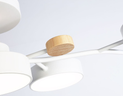 Потолочная люстра Ambrella Light Comfort LineTech FL4834